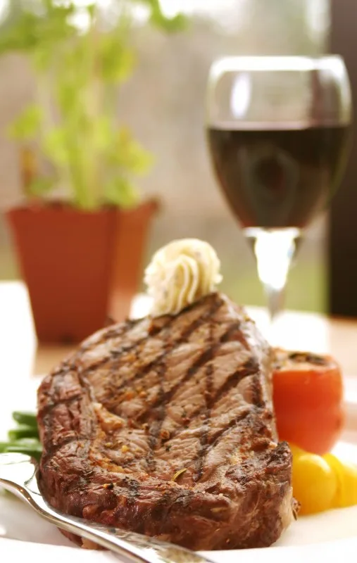 Rött kött är cancerframkallande, enligt Cancerfonden Copyright: Rokit Set/Dreamstime.com