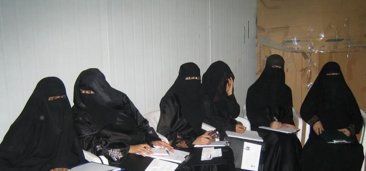 Saudiska kvinnor i burka