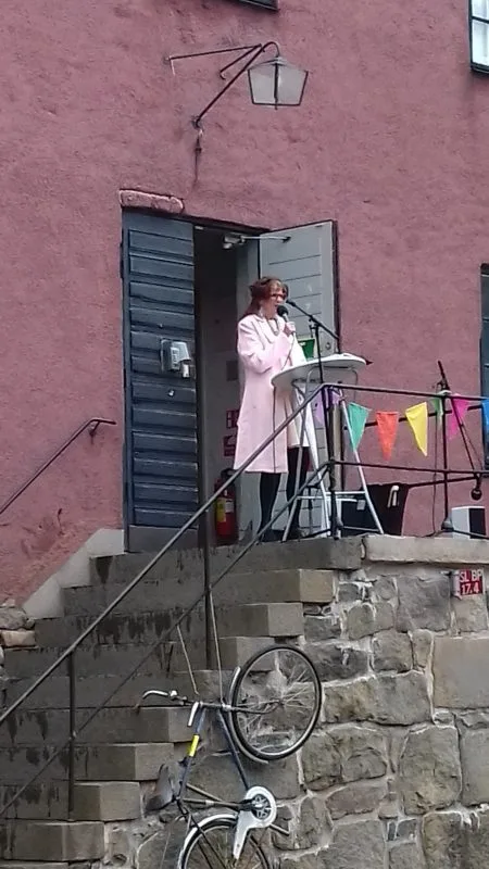 Jag håller mitt borggårdstal på Varbergs fästning