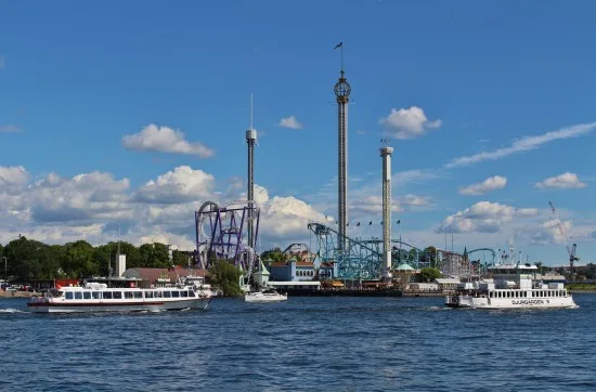 Färjor till Gröna Lund copyright: Mariagroth/Dreamstime.com