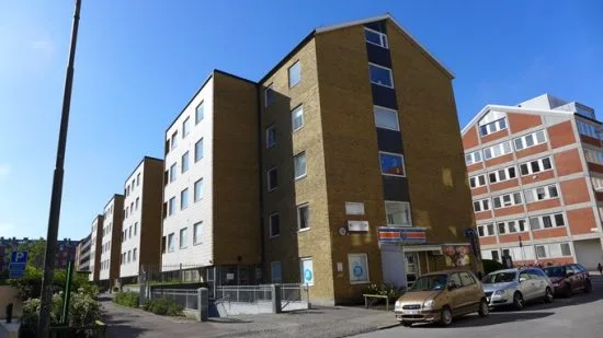 En 25-årig man blev knivskuren är på Henrik Smithsgatan i Malmö. Bild: Hagagruppen