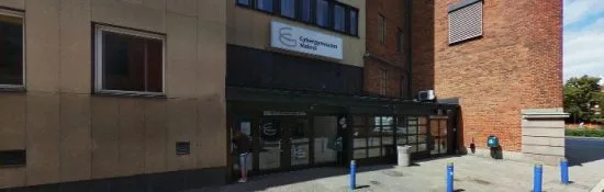 Cybergymnasiet i Malmö - platsen för en knivattack Bild: hitta.se