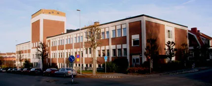 En kvinna mördades i en lägenhet här på Kungsgatan i Katrineholm den 15 september 2016. Foto: katrineholm.se
