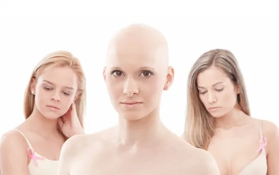 Cancersjuk kvinna Copyright: Nyul/Dreamstime.com