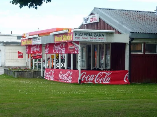 Det var den här nya pizzerian i Lidköping som brann ner till grunden i oktober, en brand som polisen betraktar som mordbrand. Bild: Lidköping under luppen