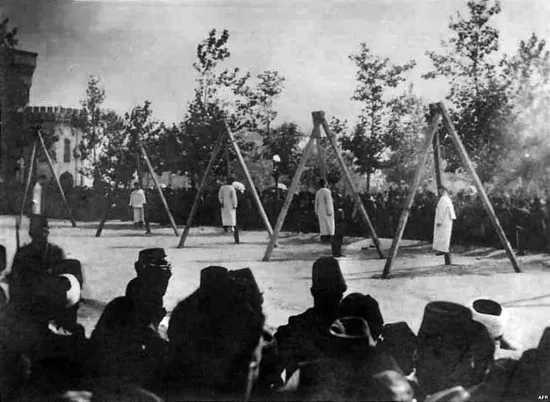 Massavrättningar av armeniska intellektuella 1915 Foto: Wikipedia.org