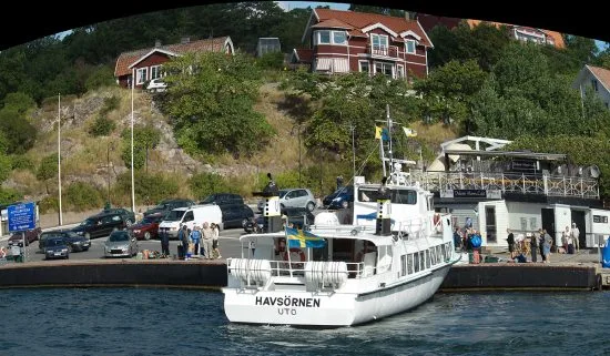 En man blev allvarligt skjuten på tomten utanför sin bostad på kvällen. Foto: mapio.net