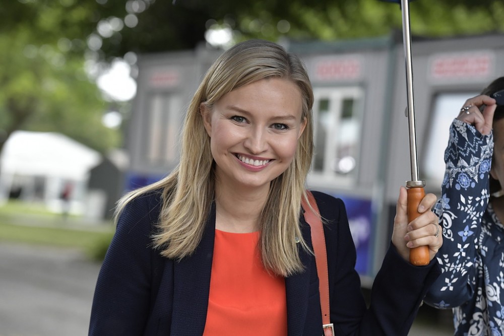 Busch Thor Qx.se - Elisabet Höglund