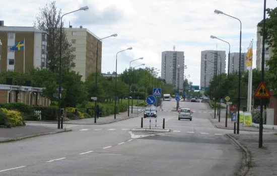 Det är här på Munkhättegatan i Malmö som misshandeln av bl a en man i 50-årsåldern äger rum. Foto: Commons.widimedia.org